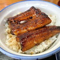 浅草 魚料理 遠州屋 - うな丼 980円