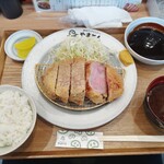 厚切りレアとんかつ やまとん 金山本店 - ロースかつ定食（並）味噌だれ追加