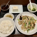 Chuuka Izakaya Shomin - 肉野菜炒め定食