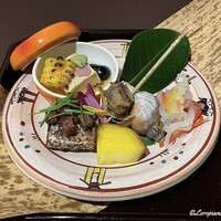 お料理 七草 - 秋刀魚の有馬煮､湯葉重ね豆富､名残の玉蜀黍の焼とうもろこしと黒豆に螺貝の旨煮に薩摩芋の檸檬煮に紅白膾