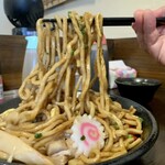 自家製太麺やきそば よしのり屋 - ワシワシ極太麺をリフトUP⤴️
