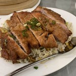 沁園春 - 排骨蛋飯