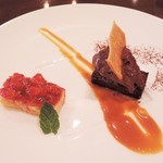 ワッシーズダイニングスープル - 特製デザートの盛り合わせ。