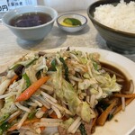 大昇楼 - レバー炒めご飯大盛り