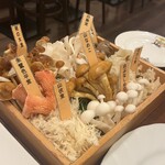  きのこ鍋＆きのこ料理専門店 何鮮菇 - 