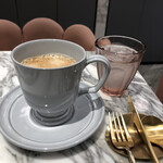 ポアール・ド・ジュネス - マグのようなたっぷりカップでオリジナル珈琲