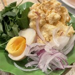 アジアン屋台バル クアトロ - 