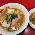 丸高中華そば - ラーメンと半茶碗