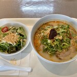 Kitchen’s シーサイド・はつかいち食堂 - トムヤムラーメン