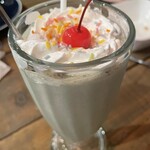 ジョージズ・バーガー - チョコミントシェイク