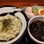 俺の中華たなか家 - 「つけめん醤油」着盆＼(^o^)／　醤油スープの良い香りが拡がります☆