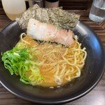 無邪気 - ラーメン850円