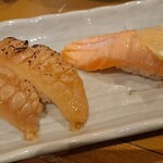 Umai Sushi Kan - えんがわ炙り・サーモン炙り