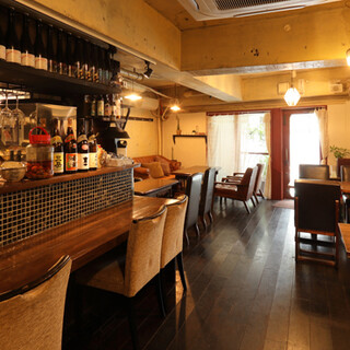【西式內裝x日本料理】在輕鬆的空間享受全新的用餐體驗。