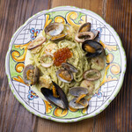 Steamed Seafood with lots of ingredients ~ Vongole Bianco or Rosso ~