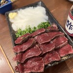 Akagyuuyakiniku To Basashi Tabetomo - 