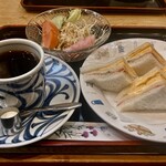 アルプス - 料理写真:サンドイッチモーニング、コーヒー600円