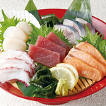 Five pieces of sashimi, three slices