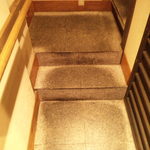 魚弥長久  - お手洗いに行くには段差注意です