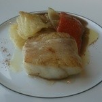 ベージュ アラン・デュカス 東京 - 真鯛