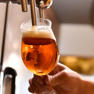 注ぎ方にこだわりあり。当店の生ビール、一度体感してみて下さい