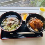 杉津パーキングエリア (下り線) フードコート - 蕎麦が固まっとるがな