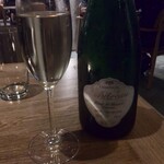 Le Du Restaurant and Wine Bar - 