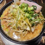 麺屋 幡 - 料理写真:【限定】ネギみそらーめん　1050円