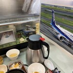 中国料理 頤和園 - ANA推しみたいですが、
      マイレージはANA系ですか？