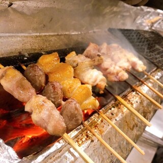 【ストップ制のお任せコース】じっくり焼き上げた京紅地鶏を堪能