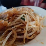 七番 - ジンギスカンにも似た、コクがある付け合せの野菜だけで、ご飯が進みます。