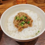 錦 - にんにく味噌ごはんハーフ