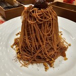 Kokosu - イタリア栗のしぼりたてモンブラン　605円