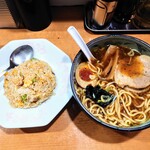 222264430 - 醤油ラーメン 800++半チャーハン（麺セットで１つ限定） 200円