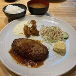 Kafe Ando Resutoran Garaku - ハンバーグランチ