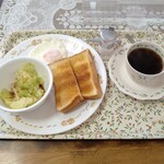パピヨン - 料理写真:モーニング･トースト（380円）