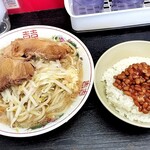 ぶた麺 - ランチセット（ラーメン+辛納豆）