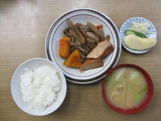 Wakanashokudou - 肉ごぼうカボチャ煮盛合定食（小盛ごはん）　６５０円