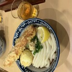 梅田 釜たけうどん - 