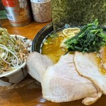 ラーメン 末廣家 - 