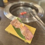 焼肉ホルモンまるよし精肉店 - 