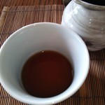 遊の丘 - 十割手打ちそば＋ドリンク＋デザート付￥1100のつゆ（H25.11.1撮影）