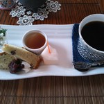 遊の丘 - 十割手打ちそば＋ドリンク＋デザート付￥1100のドリンクとデザート（H25.11.1撮影）