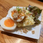 Taishuushokudou Yuunosuke - 半熟煮卵と普通のポテサラ