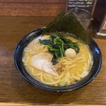 濃厚豚骨ラーメン 濱虎家 - 