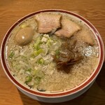 Chuuka Soba Semmon Tanaka Soba Ten - 中華そば味付玉子入り背脂有り950円