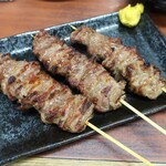 百楽 - ・「焼き鳥 かしら 3本(¥500)」