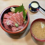 すし処 若 - 本鮪とろづけ丼　茶碗蒸し　あら汁