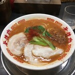 がむしゃら - 赤とんこつラーメン(トマト)