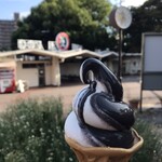 神戸市立王子動物園 - パンダソフトクリーム　税込450円